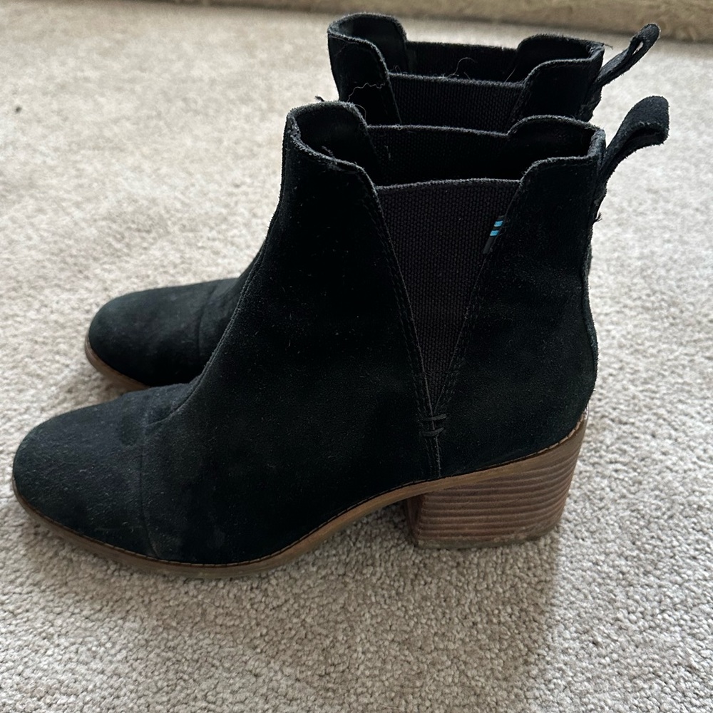 Toms black heeled booties